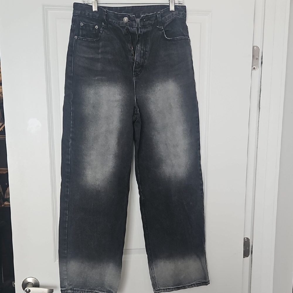 Classic Black Relaxed Fit Jeans